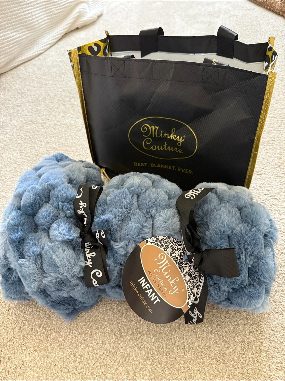 NWT Infant Plush Blanket - Blue